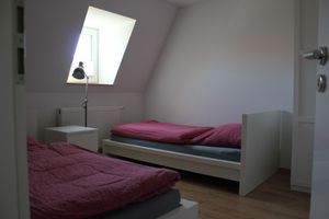 Arriendo temporal - quiet house with garden for six people