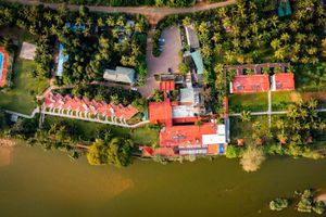 Alojamiento - Great Trails River View Resort Thanjavur by GRT Hotels