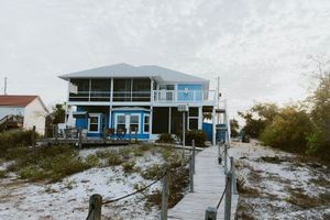 Alojamiento - Cape San Blas Inn