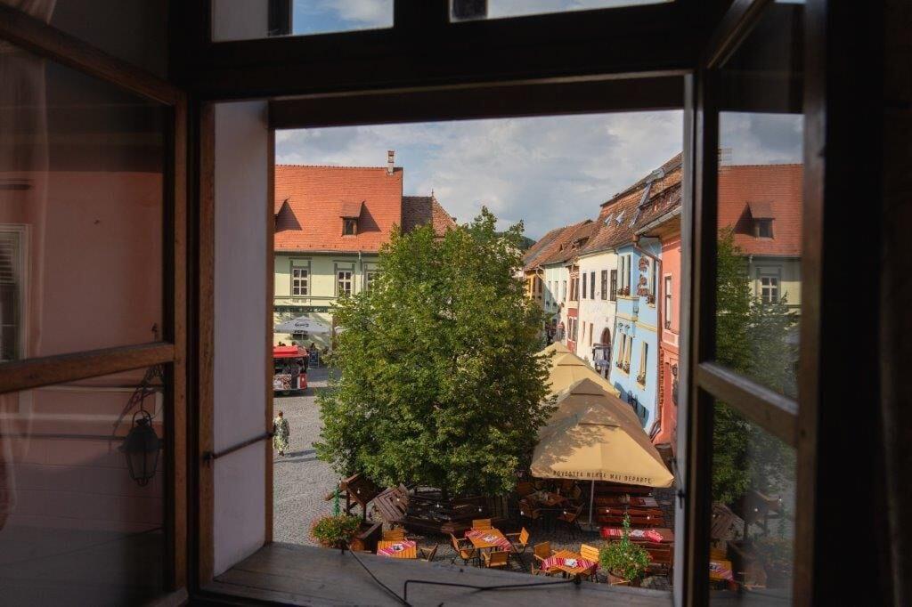 Comodidades del Alojamiento Casa cu Cerb