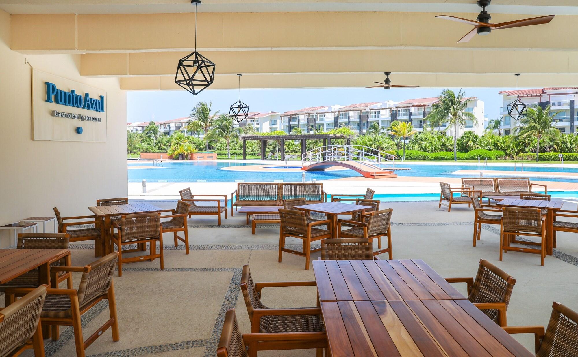Restaurant Marea Azul Beach Resort