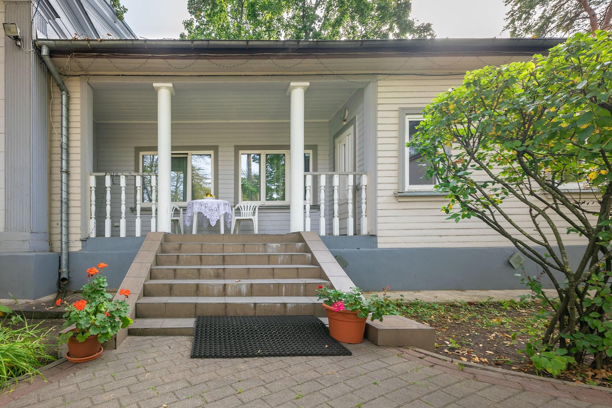 Vista Exterior Room in Guest Room - Valensija - Family Room 2 Adults - 2 Children