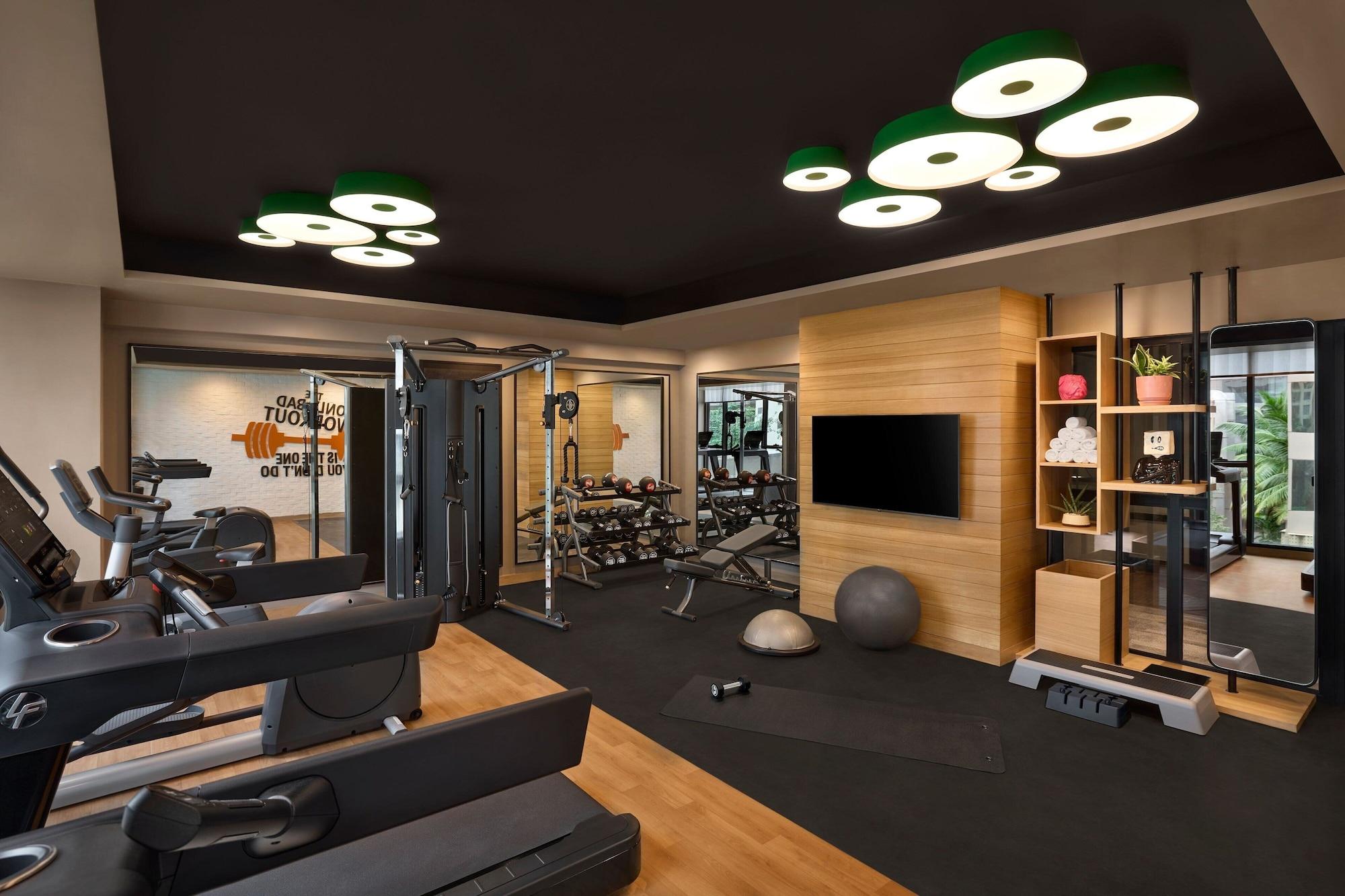 Gimnasio Moxy Mumbai Andheri West