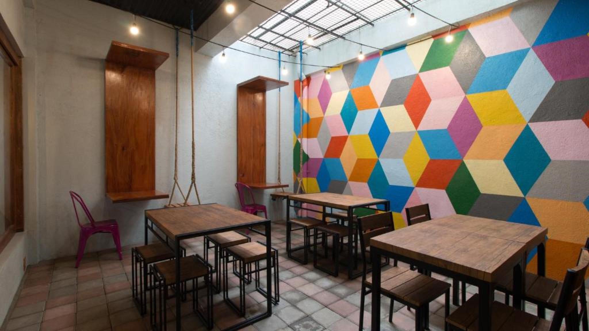 Restaurant RedDoorz Plus @ Diola Villamonte Bacolod