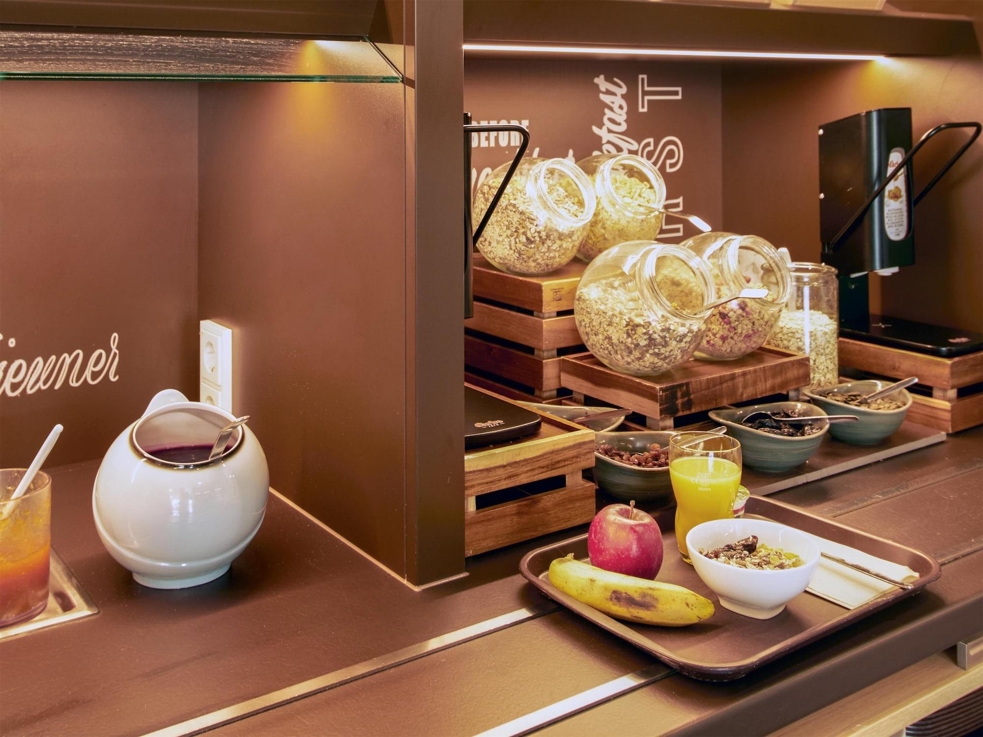Restaurant B&B Hotel Frankfurt City-Ost