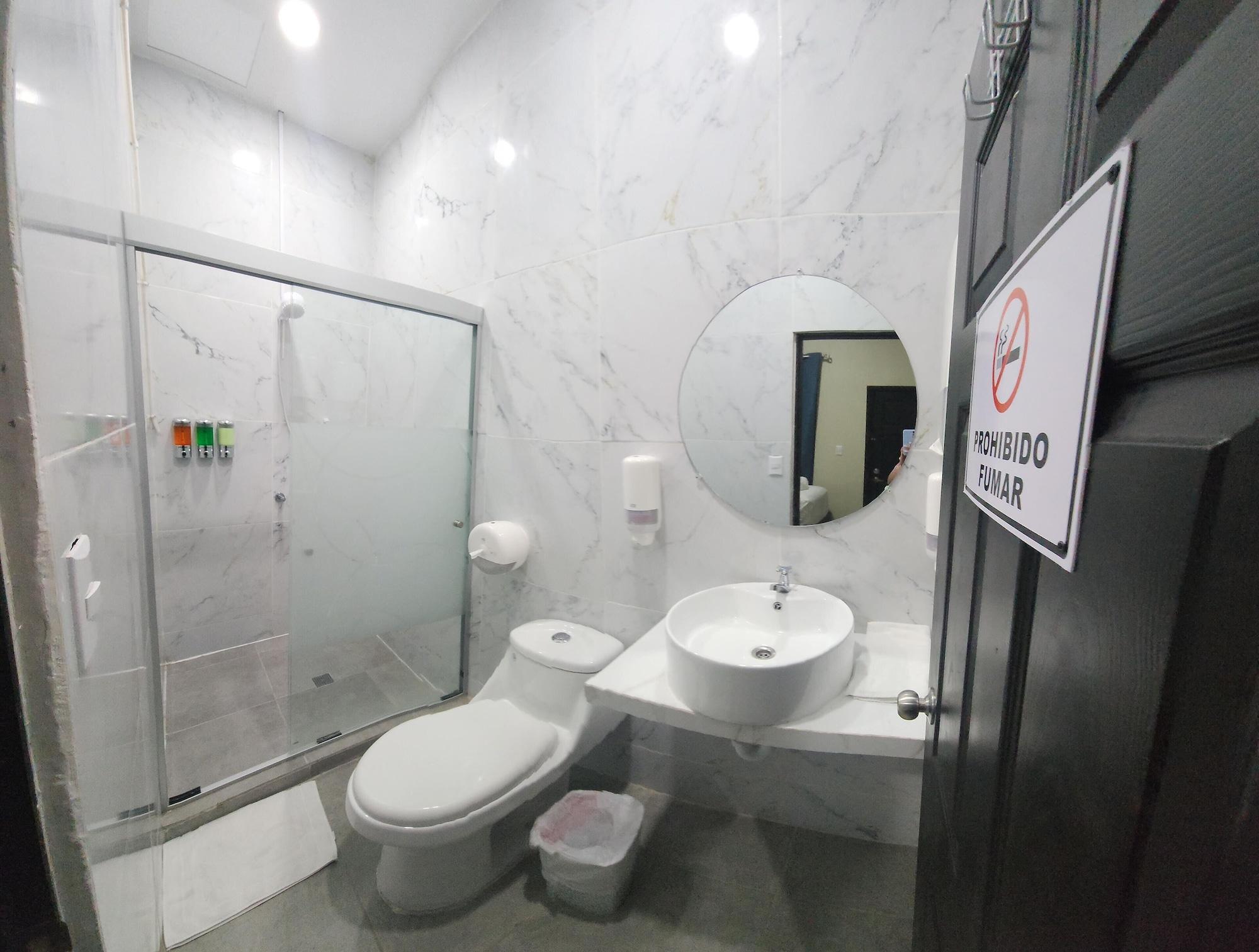 Equipamiento de Habitación Mi Tierra Aeropuerto Hotel y Restaurante