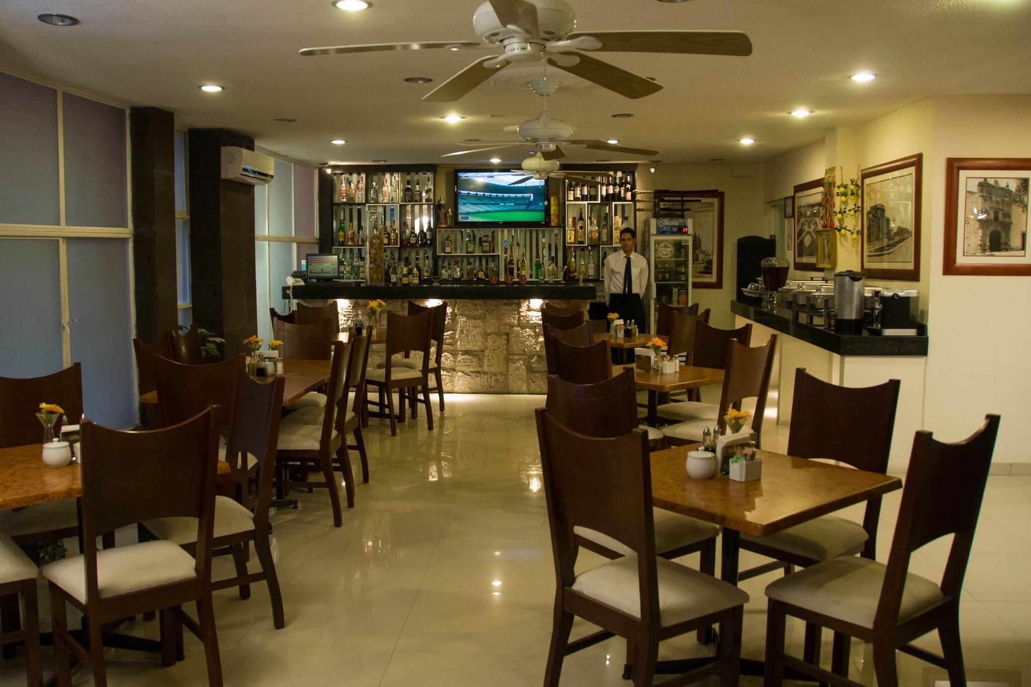 Restaurant Hotel Rincón Real Suites