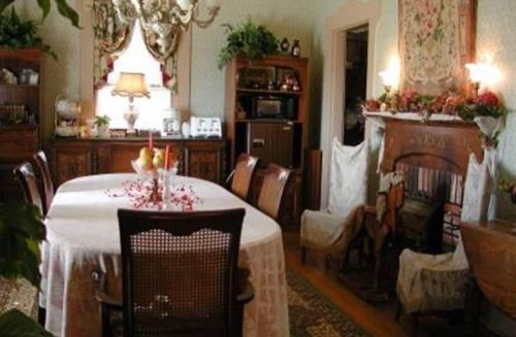 Restaurant Rocking Horse Inn