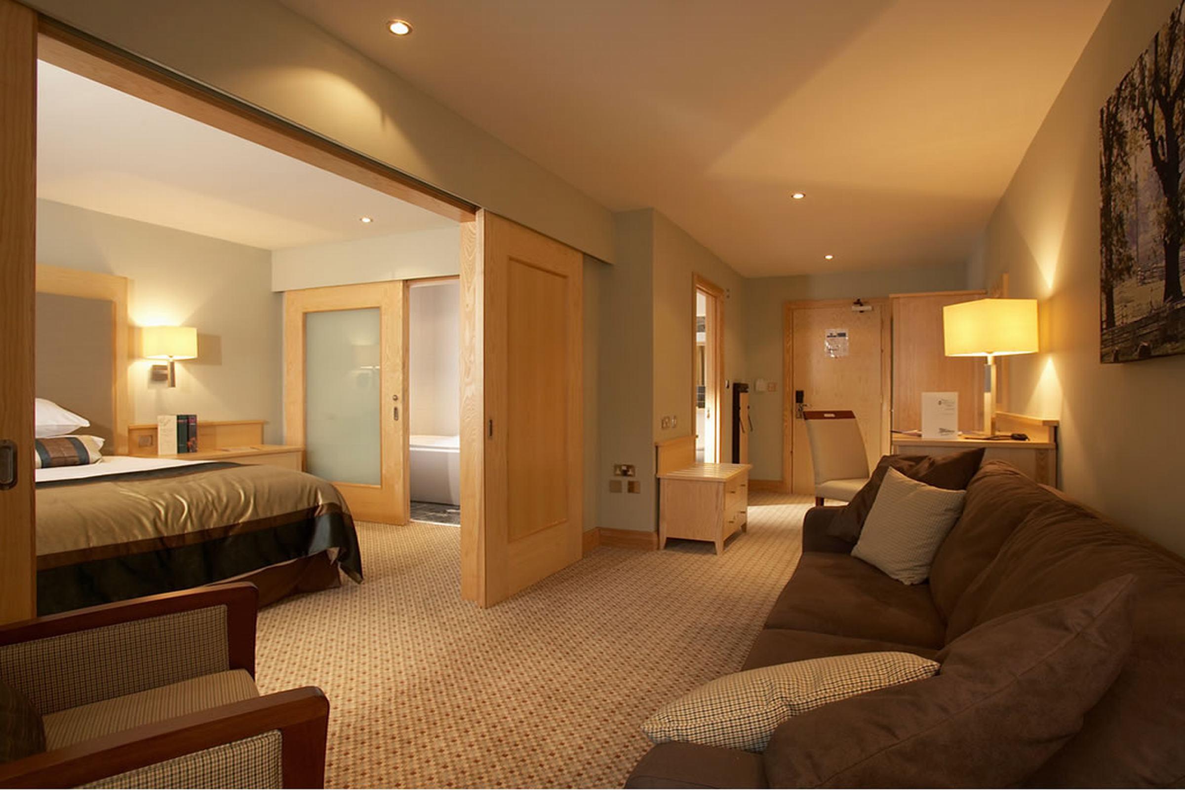 Vista Lobby Lancaster House Hotel