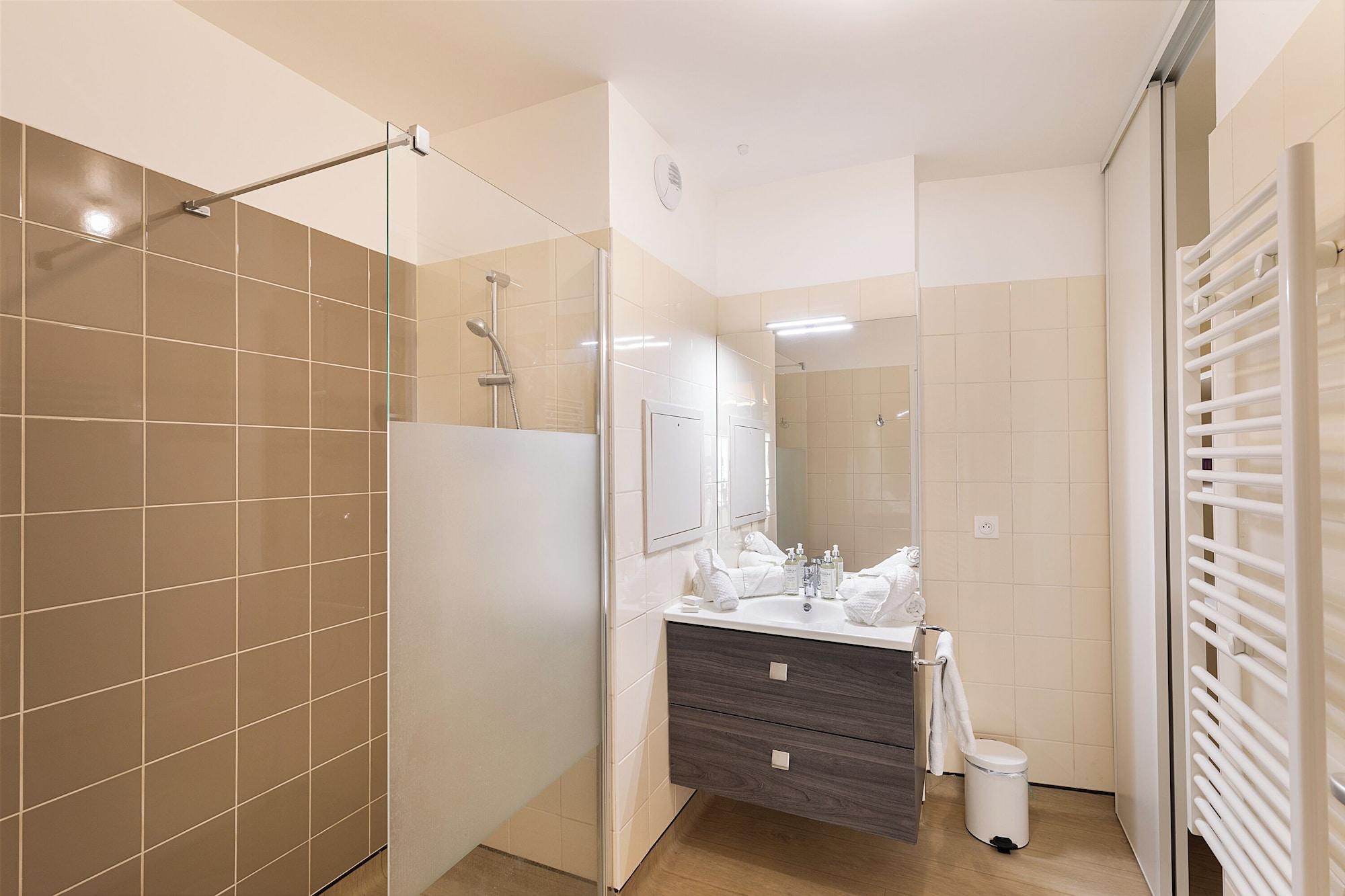 Equipamiento de Habitación Zenao Appart'hôtels Montreuil