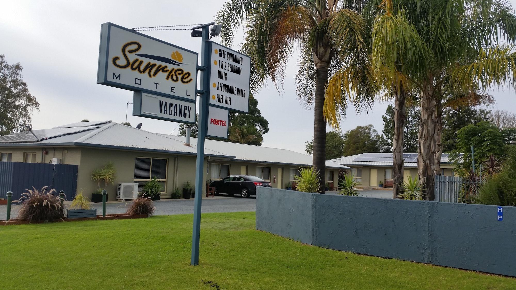 Varios Sunrise Motel