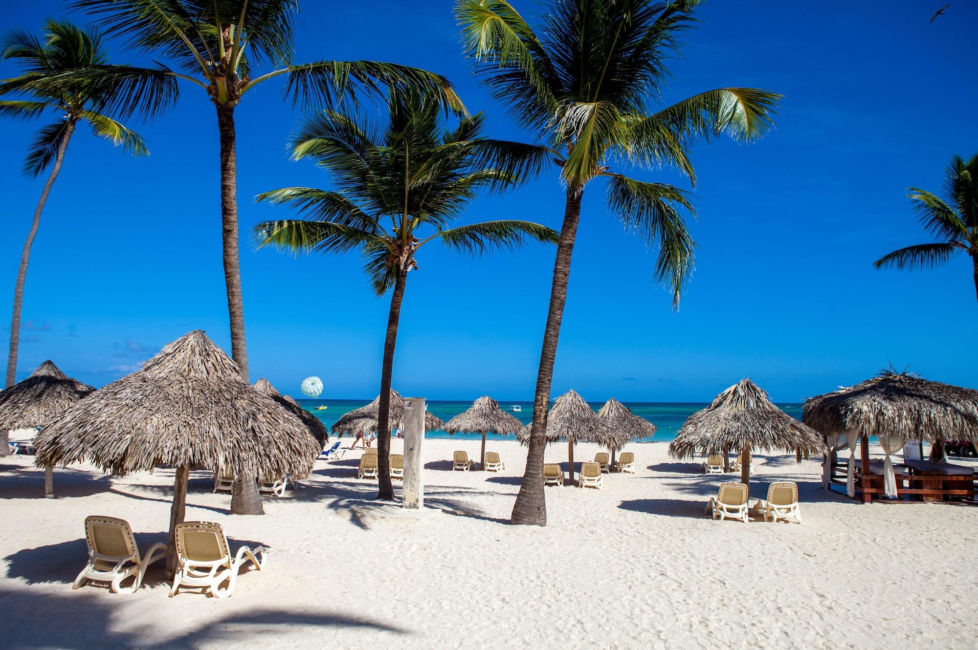 Playa Los Corales Beach Village