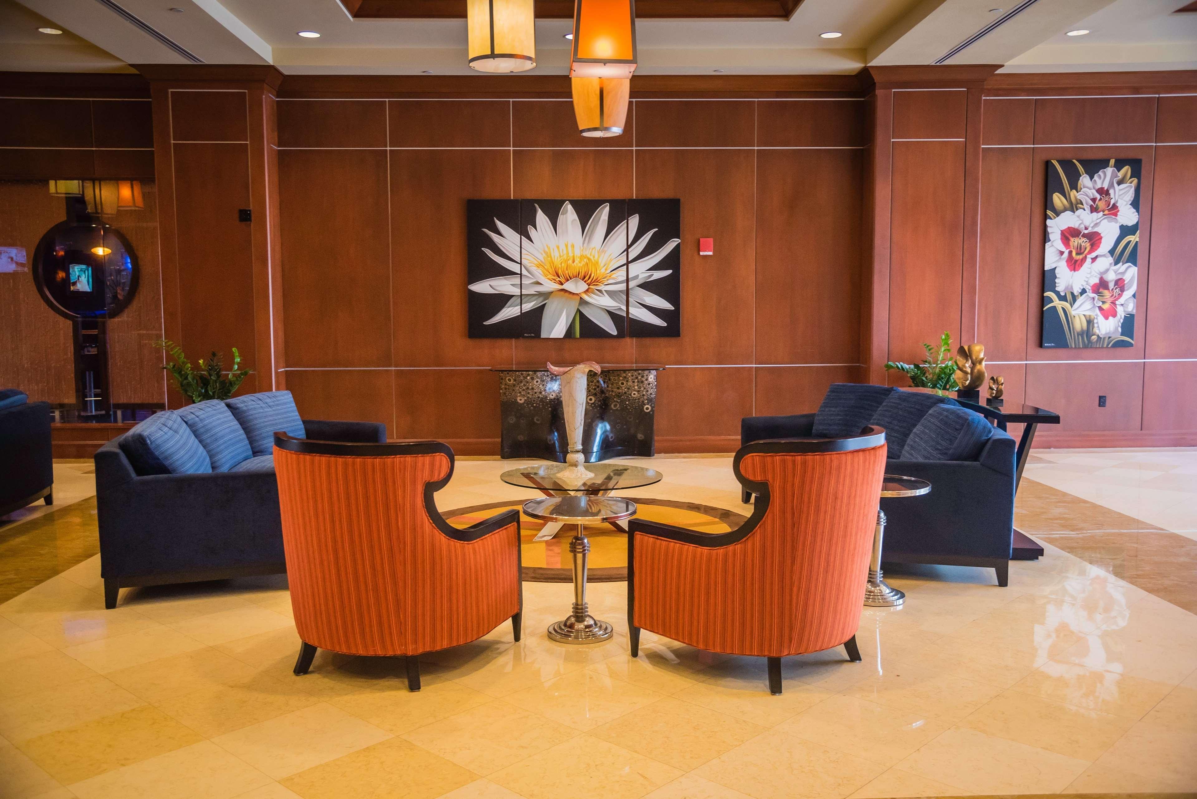 Vista Lobby Hilton St. Petersburg Carillon Park