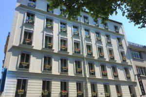 Alojamiento - Hotel Lumieres Paris Montmartre