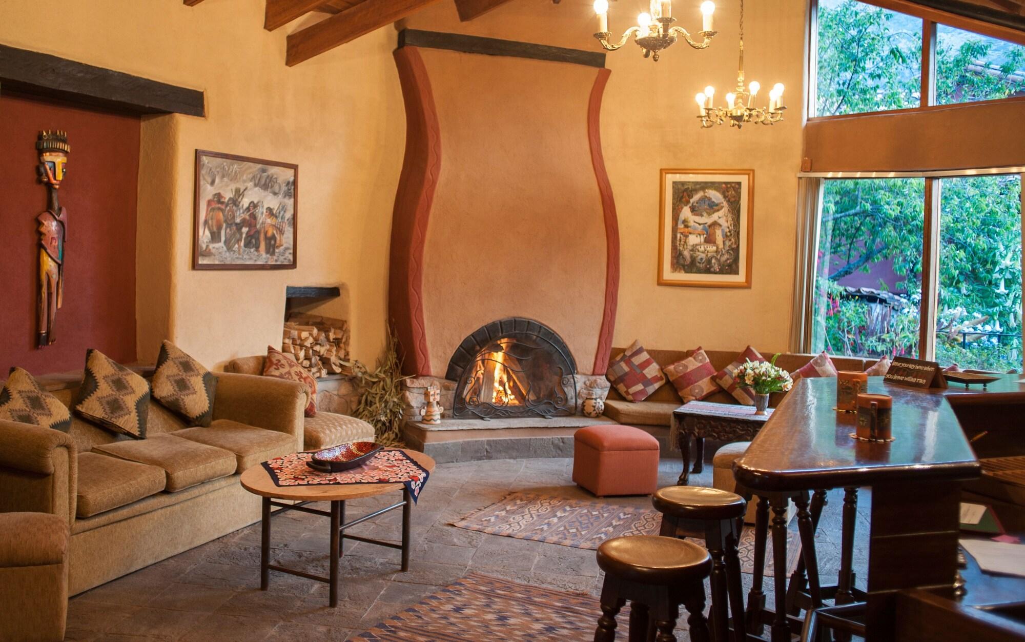 Vista Lobby Willka T'ika Essential Wellness