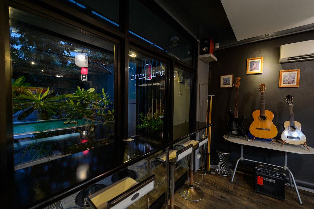 Bar/Salón CheQinn Hostel Sukhumvit 4