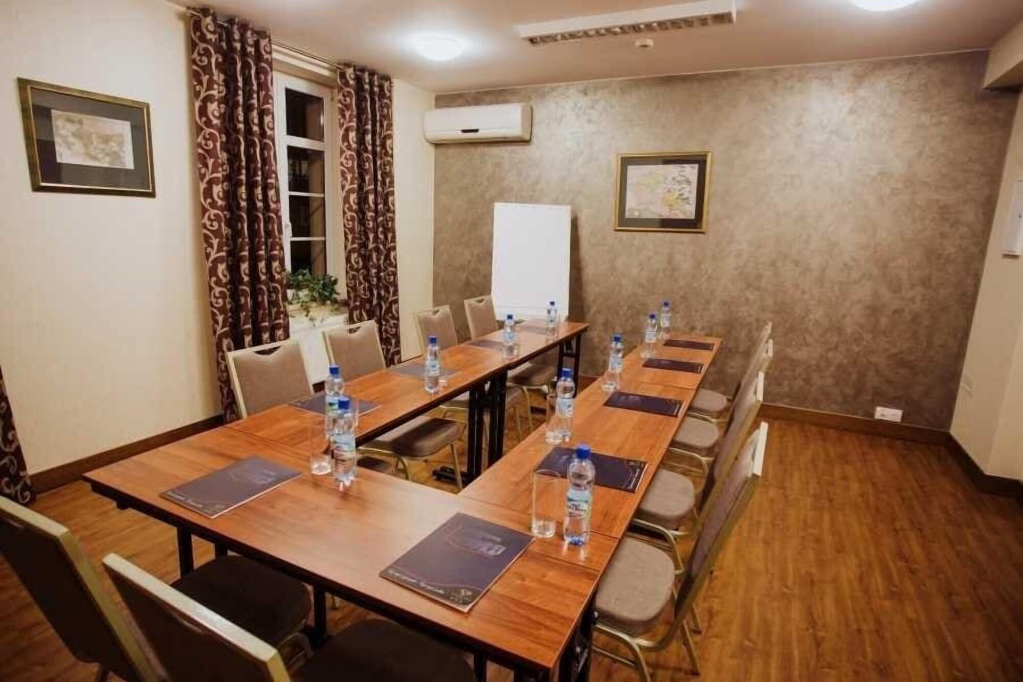 Sala de Reuniones Hotel Libero