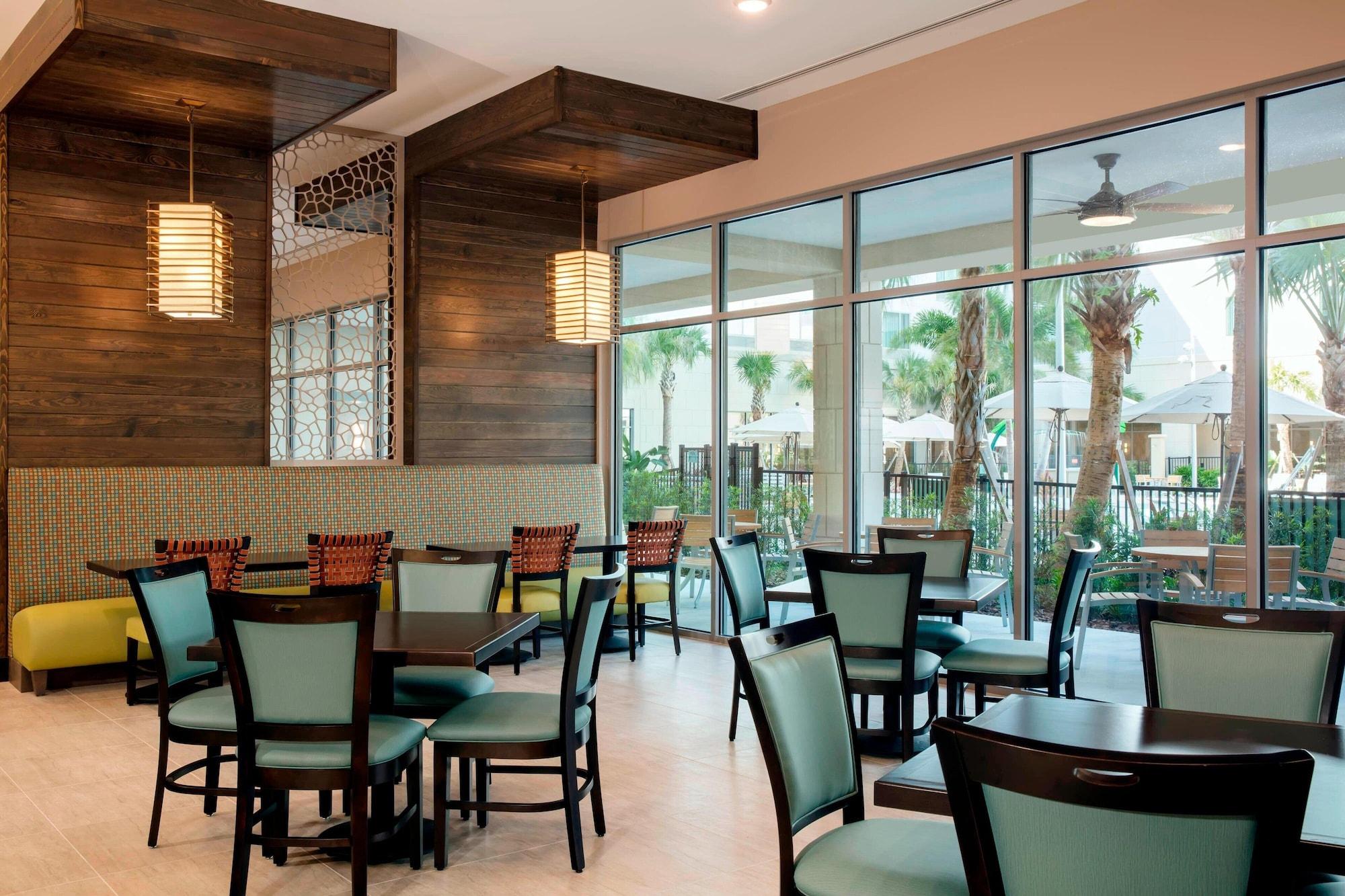 Restaurant TownePlace Suites by Marriott Orlando Theme Parks/Lake Buena Vista