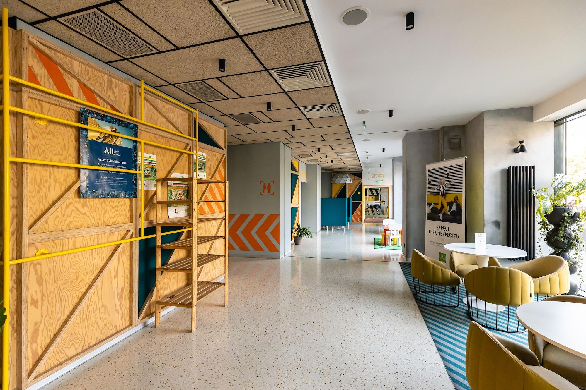 Vista Lobby ibis Styles Bucharest Erbas