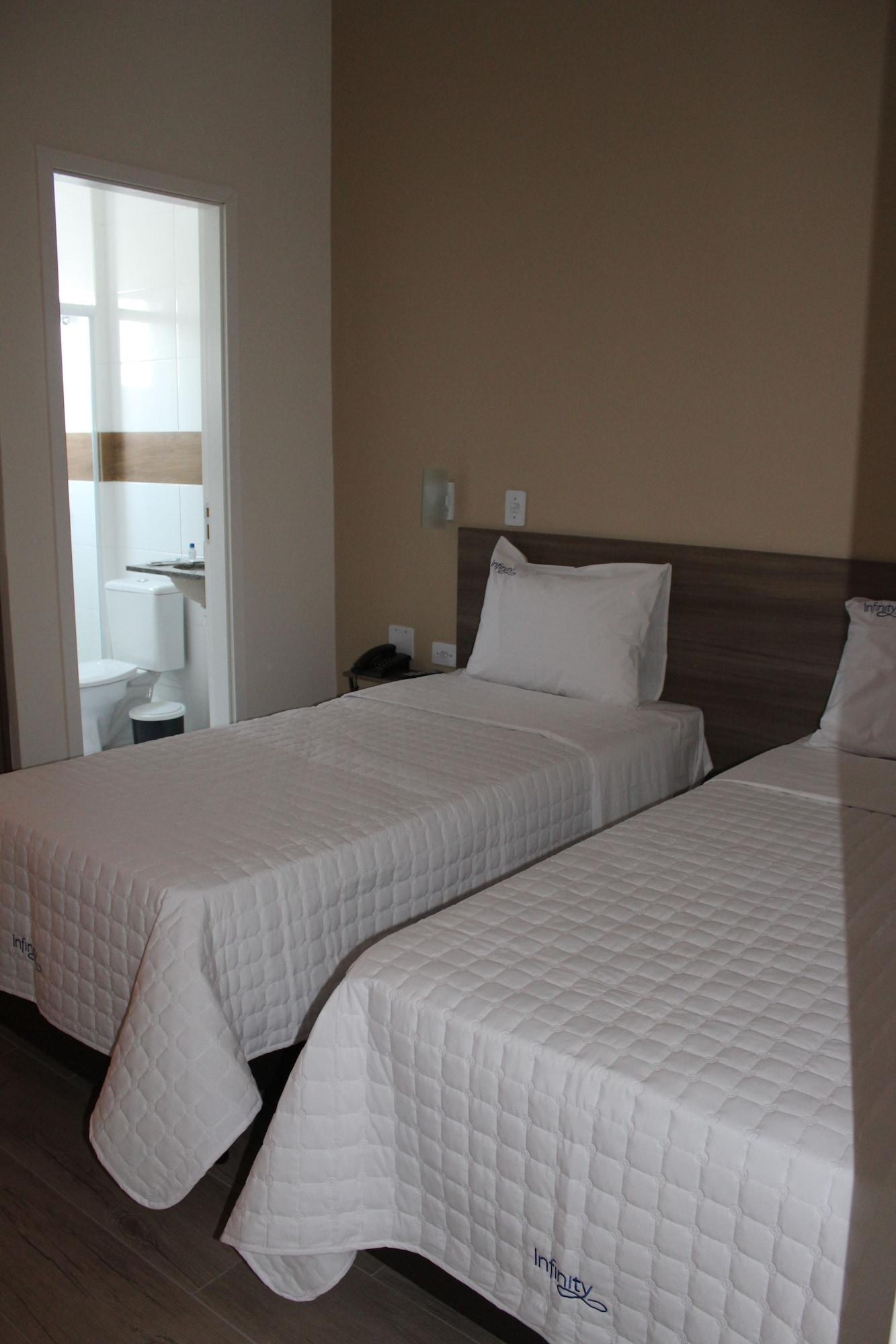 Habitación Hotel Infinity