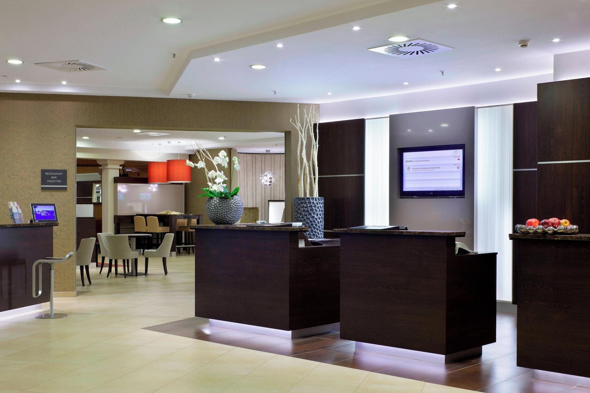 Vista Lobby Courtyard by Marriott Hannover Maschsee
