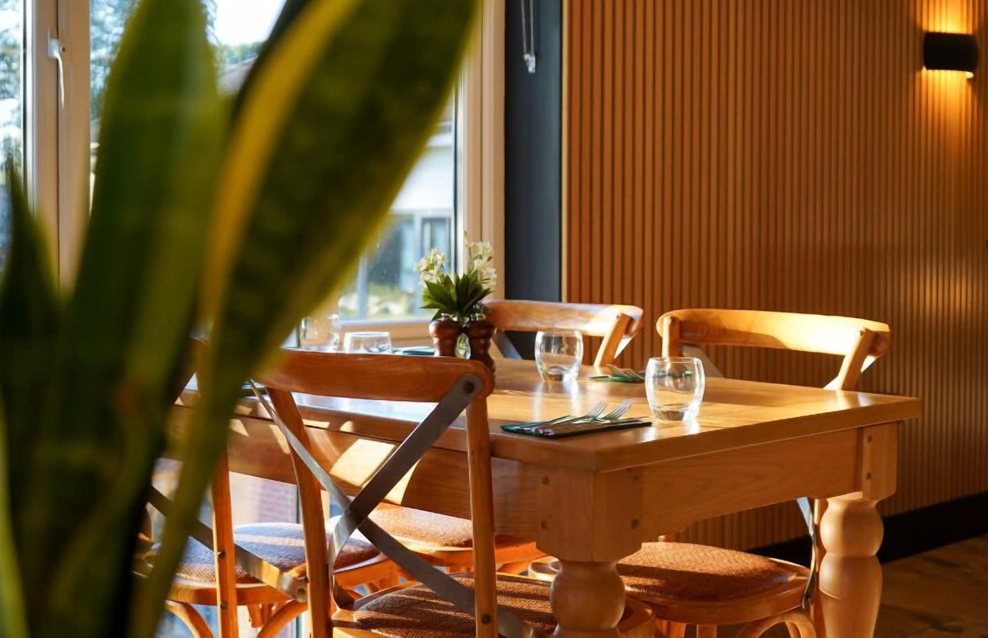 Restaurant All Saints Resort