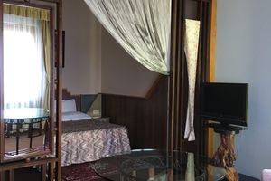 Alojamiento - La Cittadella Dell'Oasi Hotel