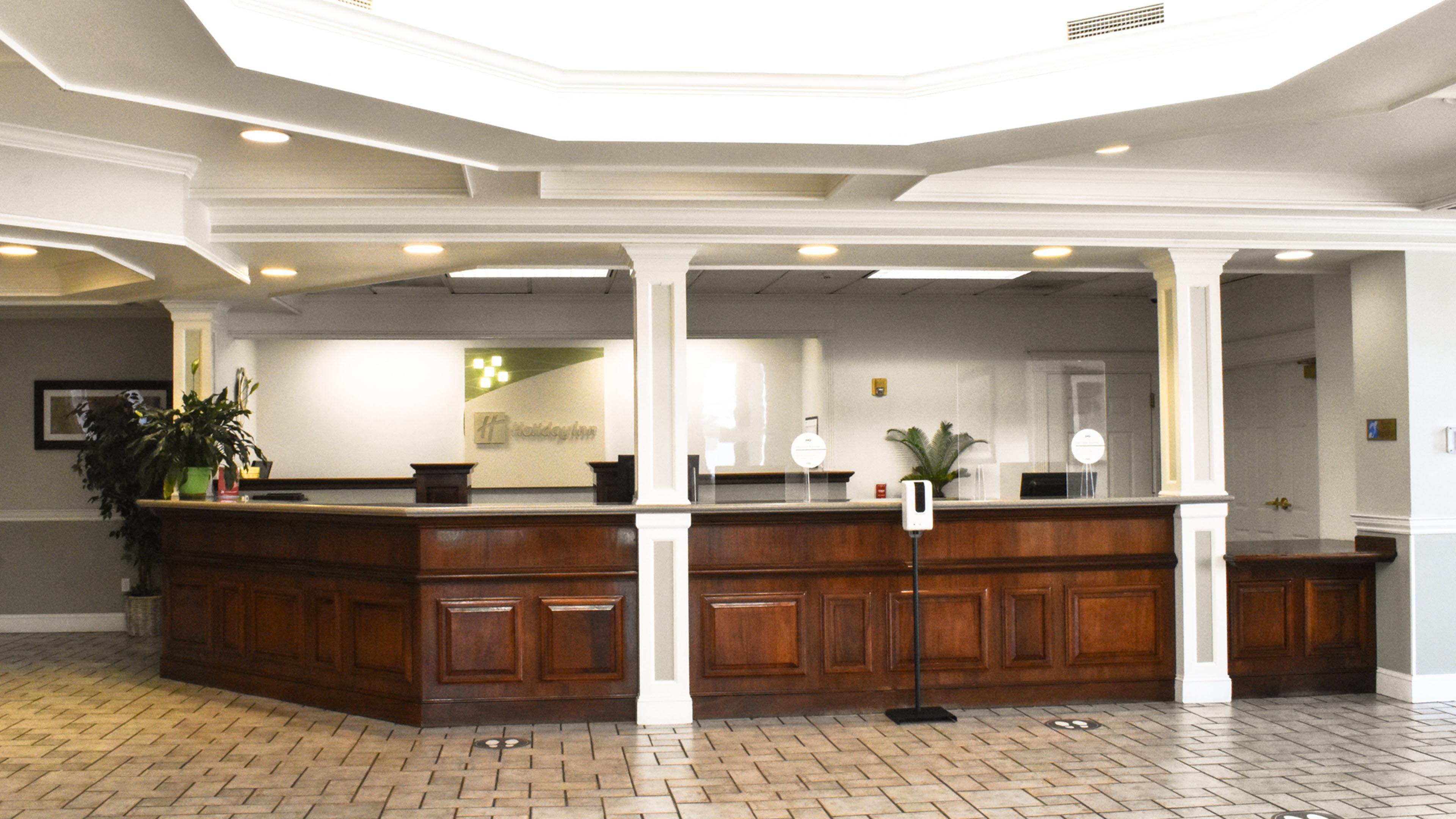 Vista Lobby Holiday Inn Redding by IHG