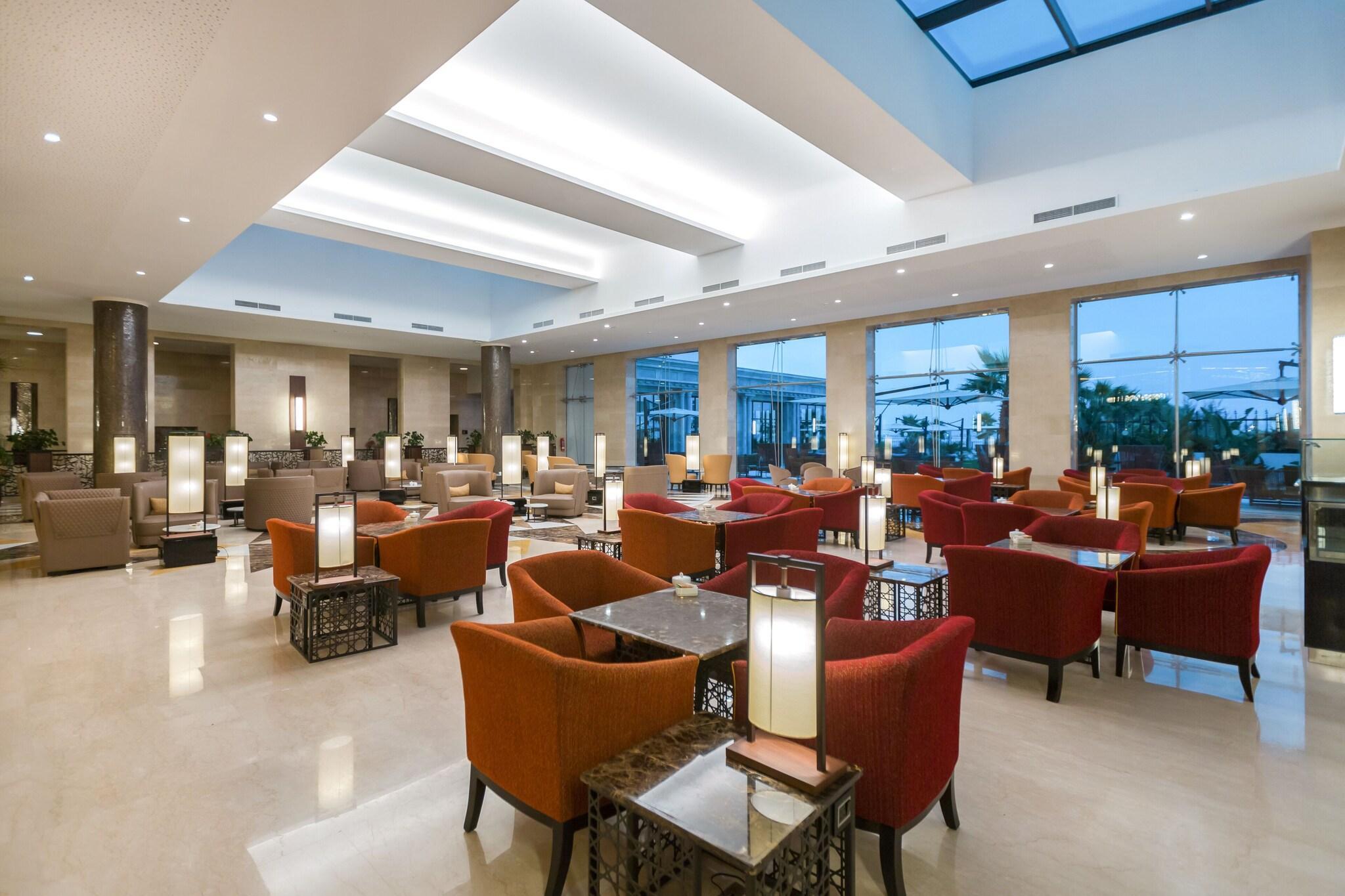 Vista Lobby Mövenpick Hotel du Lac Tunis