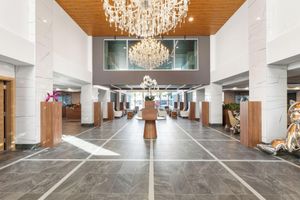 Alojamiento - Modern Apartment's at K Grand Suite Resort