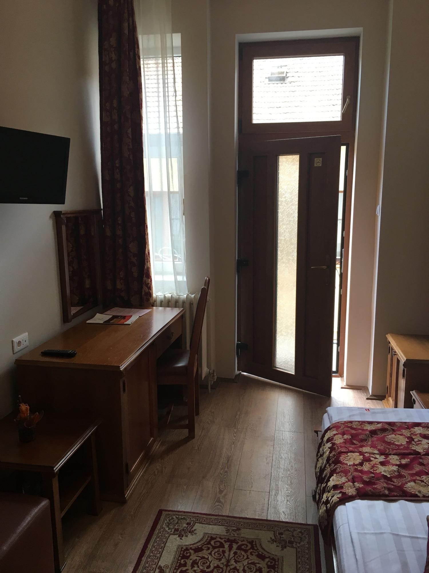 Vista Exterior Hotel Transilvania