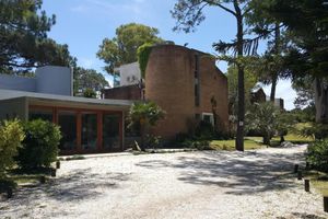 Alojamiento - Hotel Club De La Barra