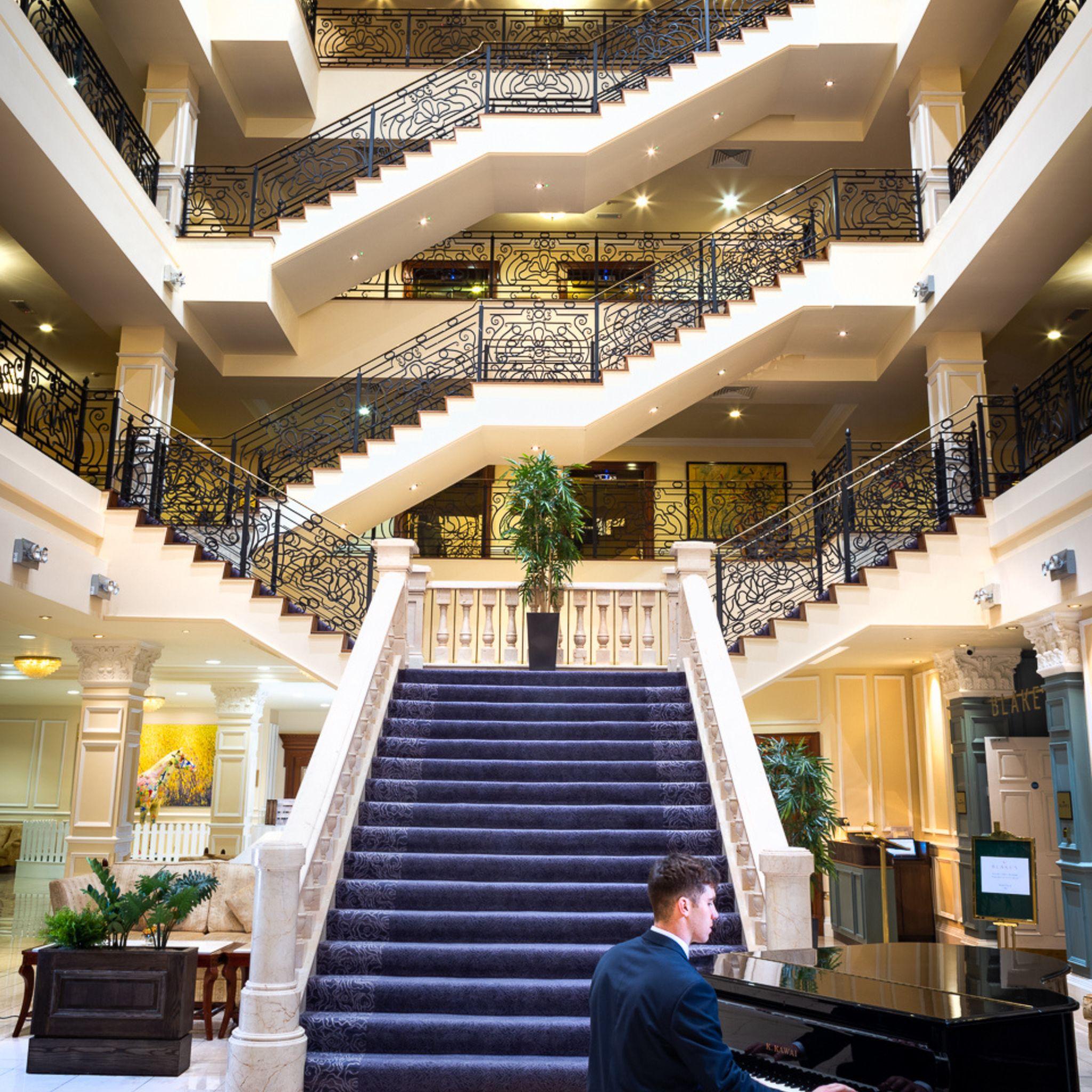 Vista Lobby The Heritage