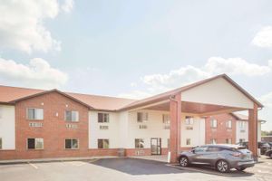 Alojamiento - Super 8 by Wyndham Monmouth IL