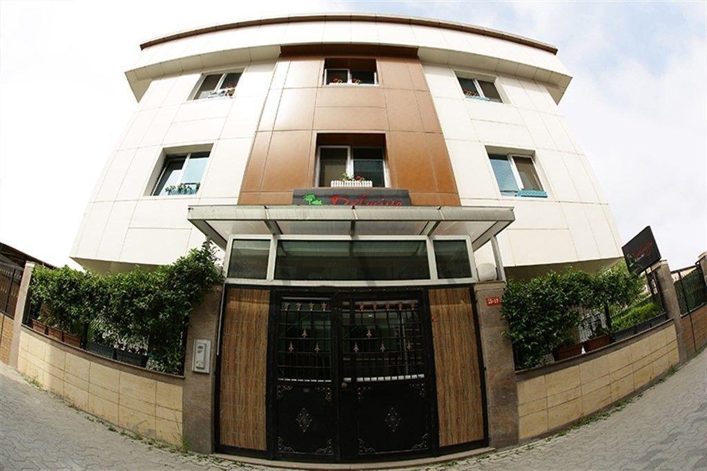 Varios İkiz Palmiye Kiz Oğrenci Pansiyonu - Caters to Women - Hostel