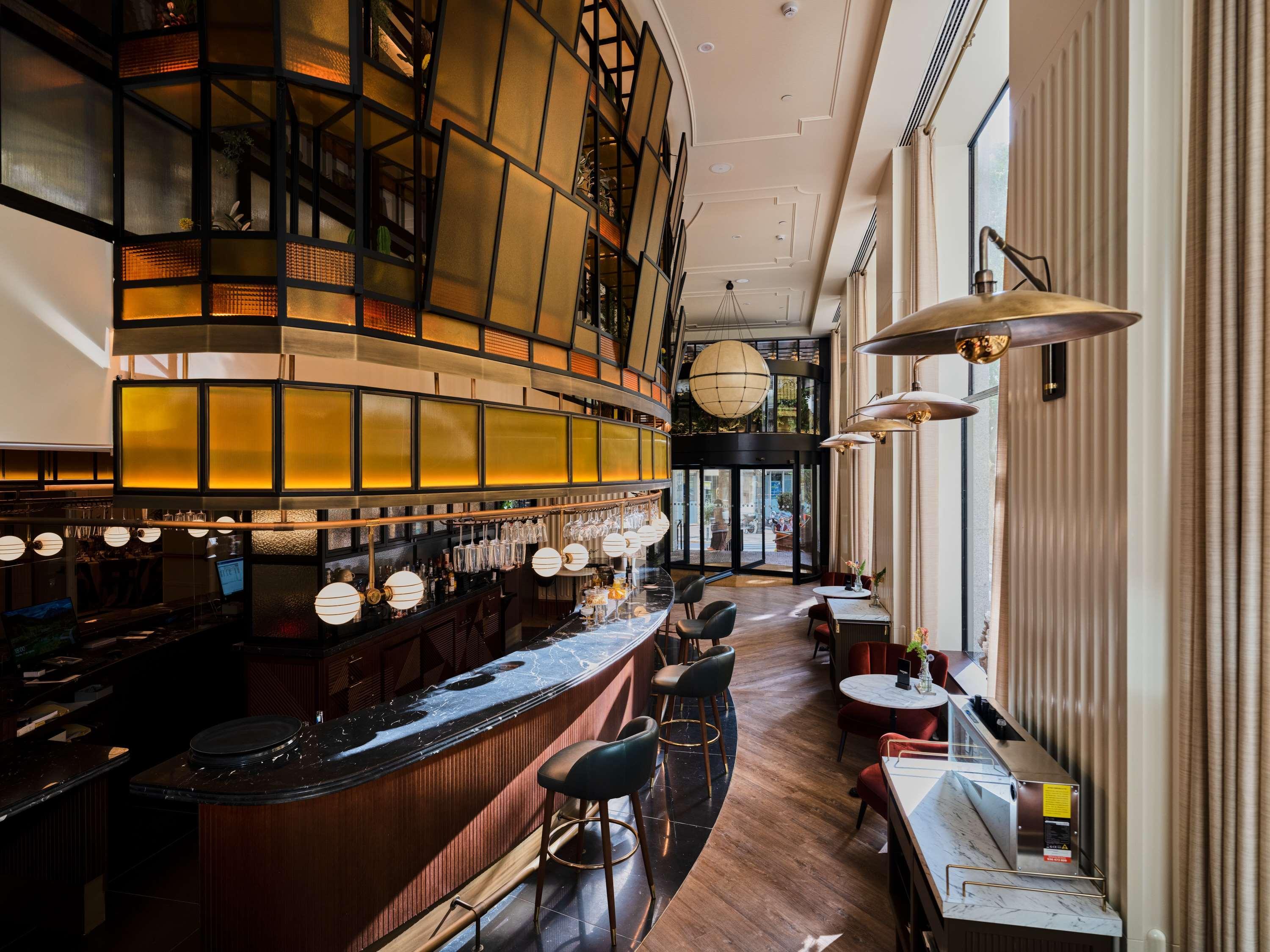 Bar/Salón Only YOU Hotel Valencia