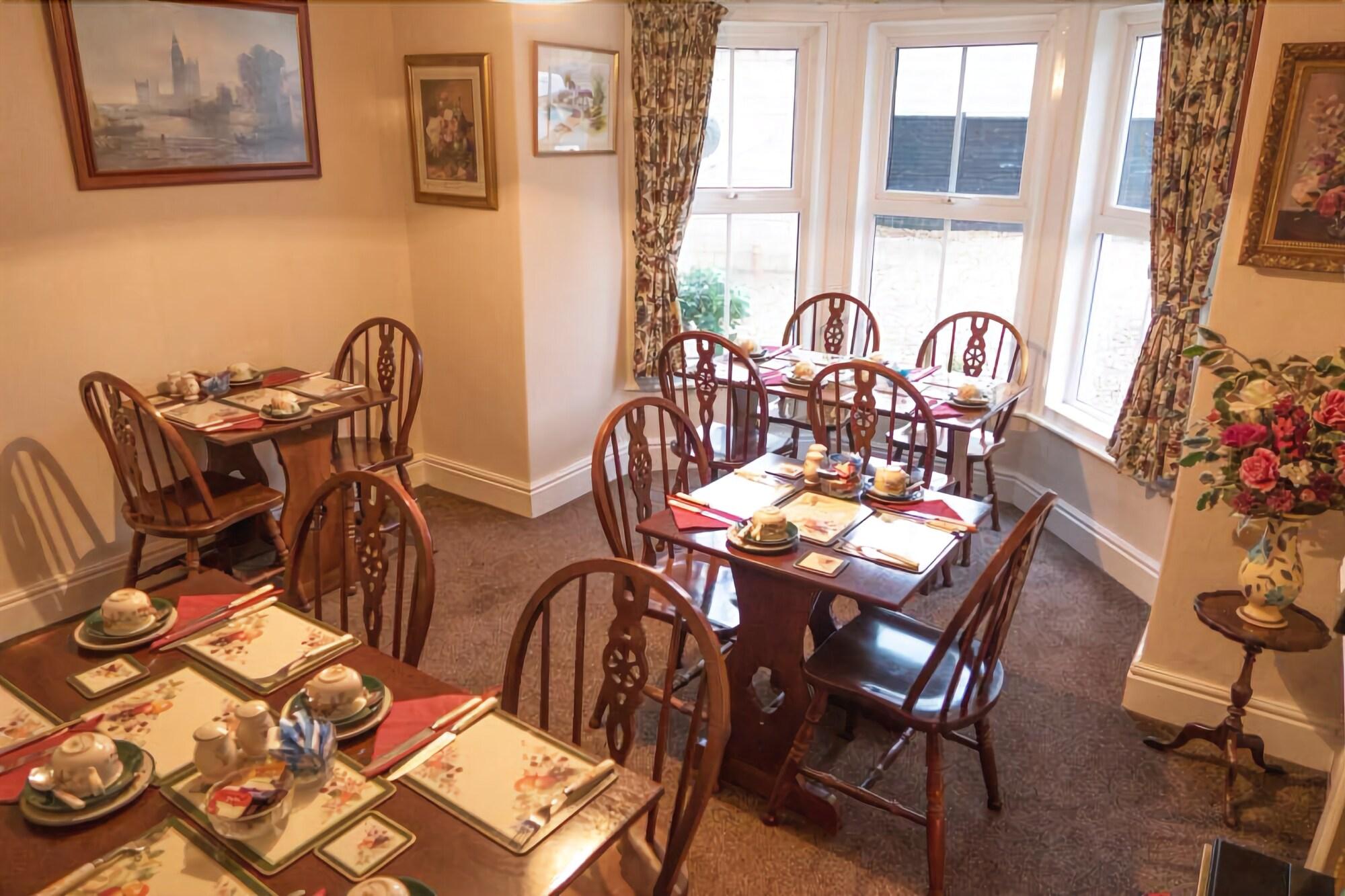 Comodidades del Alojamiento Apsley Villa Guest House