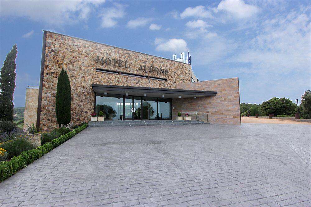 Varios Hotel Albons