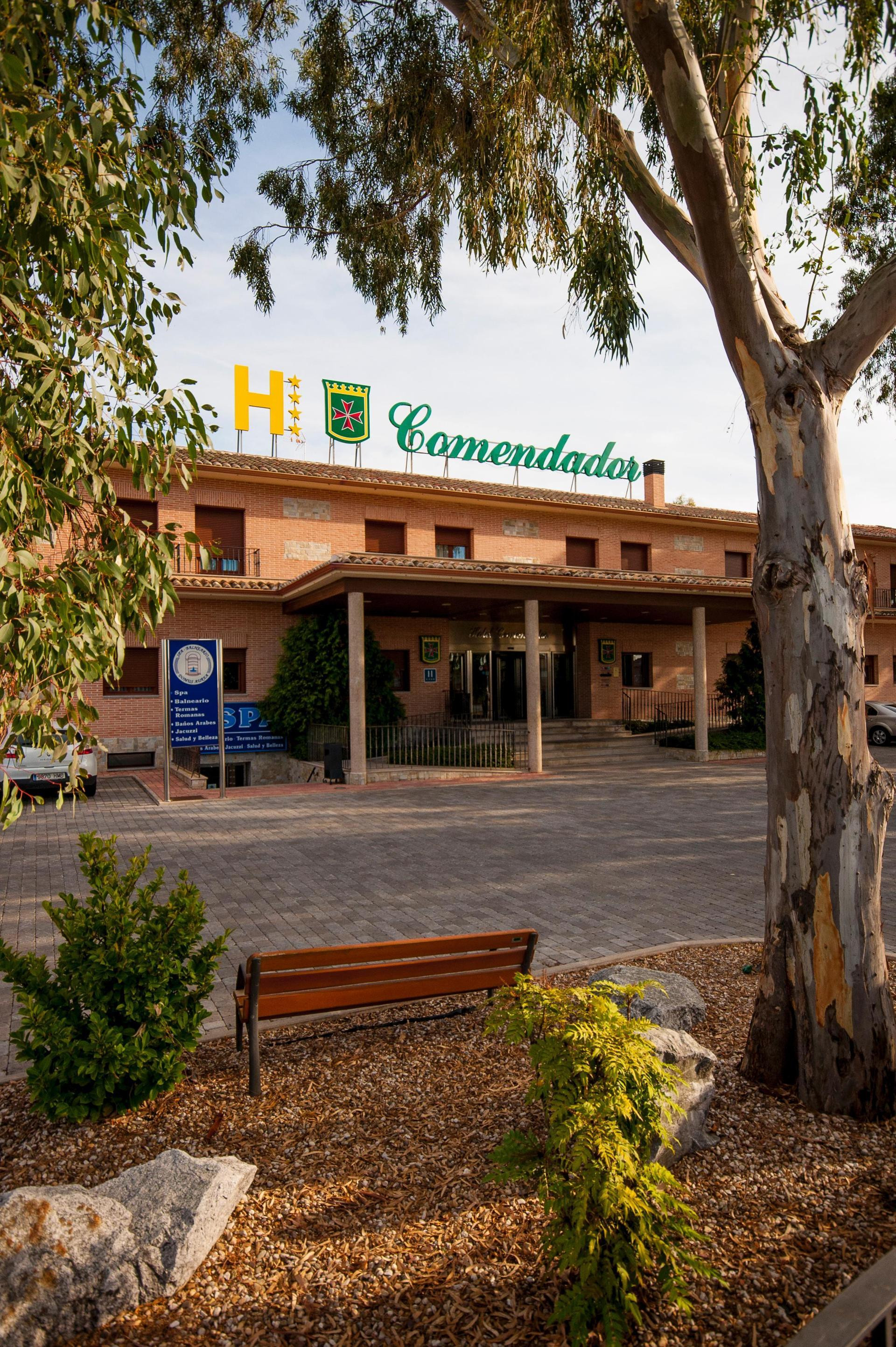 Vista Exterior Comendador