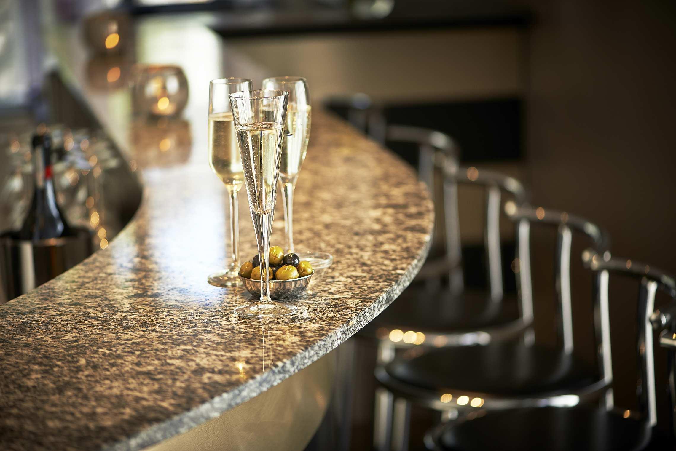 Bar/Salón Sorell Hotel City Weissenstein