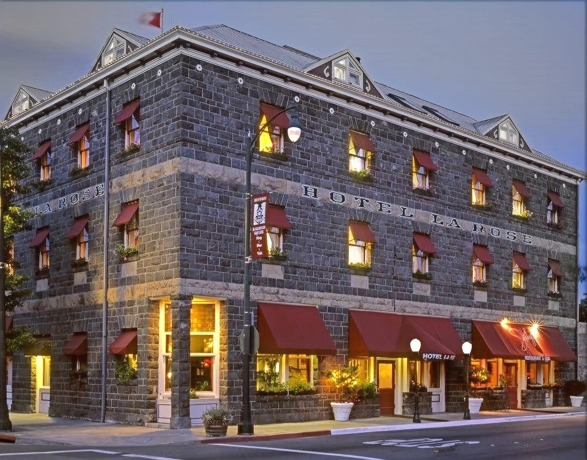 Vista Exterior Hotel La Rose