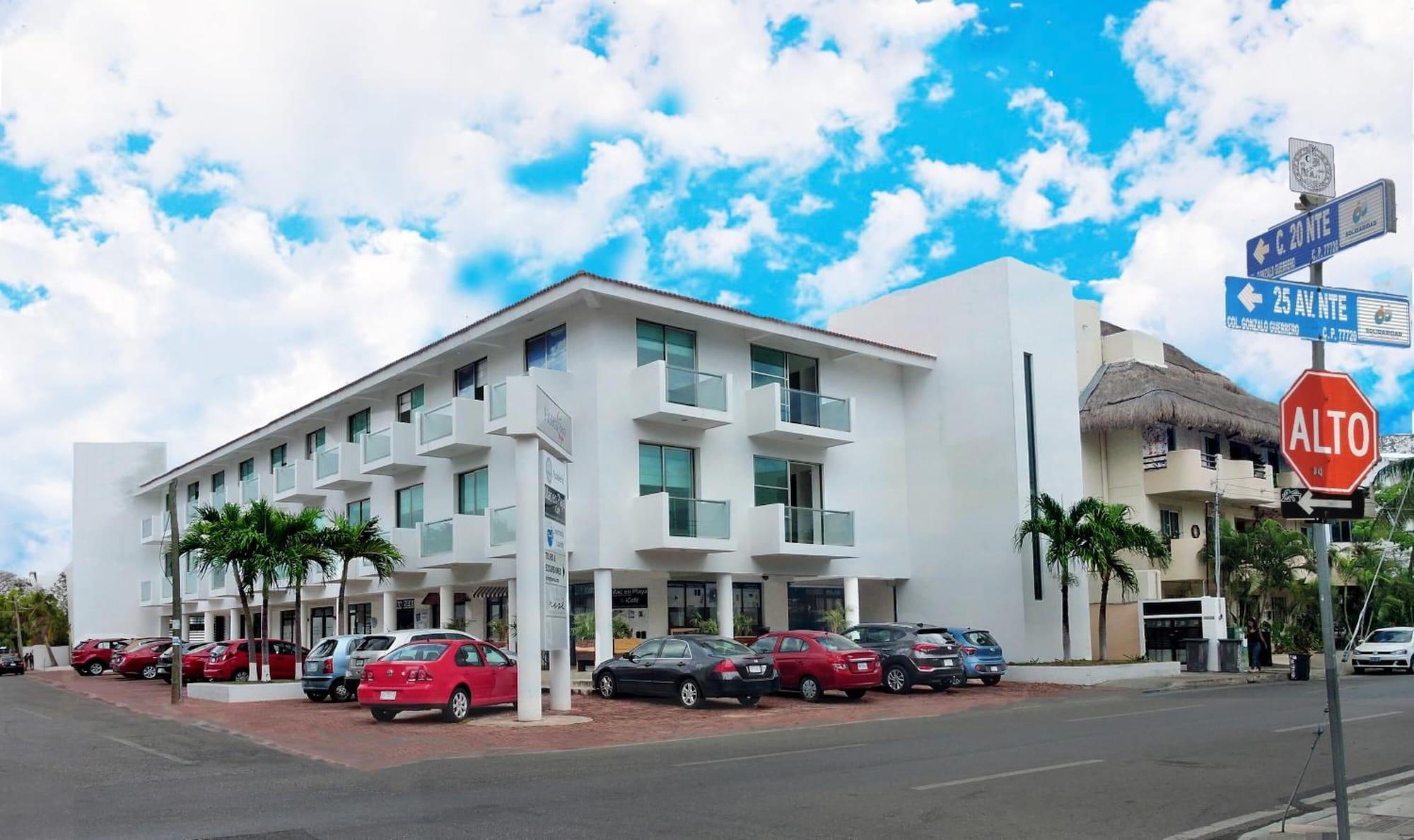 Varios Hotel Plaza Playa - Near Playa del Carmen Main Beach