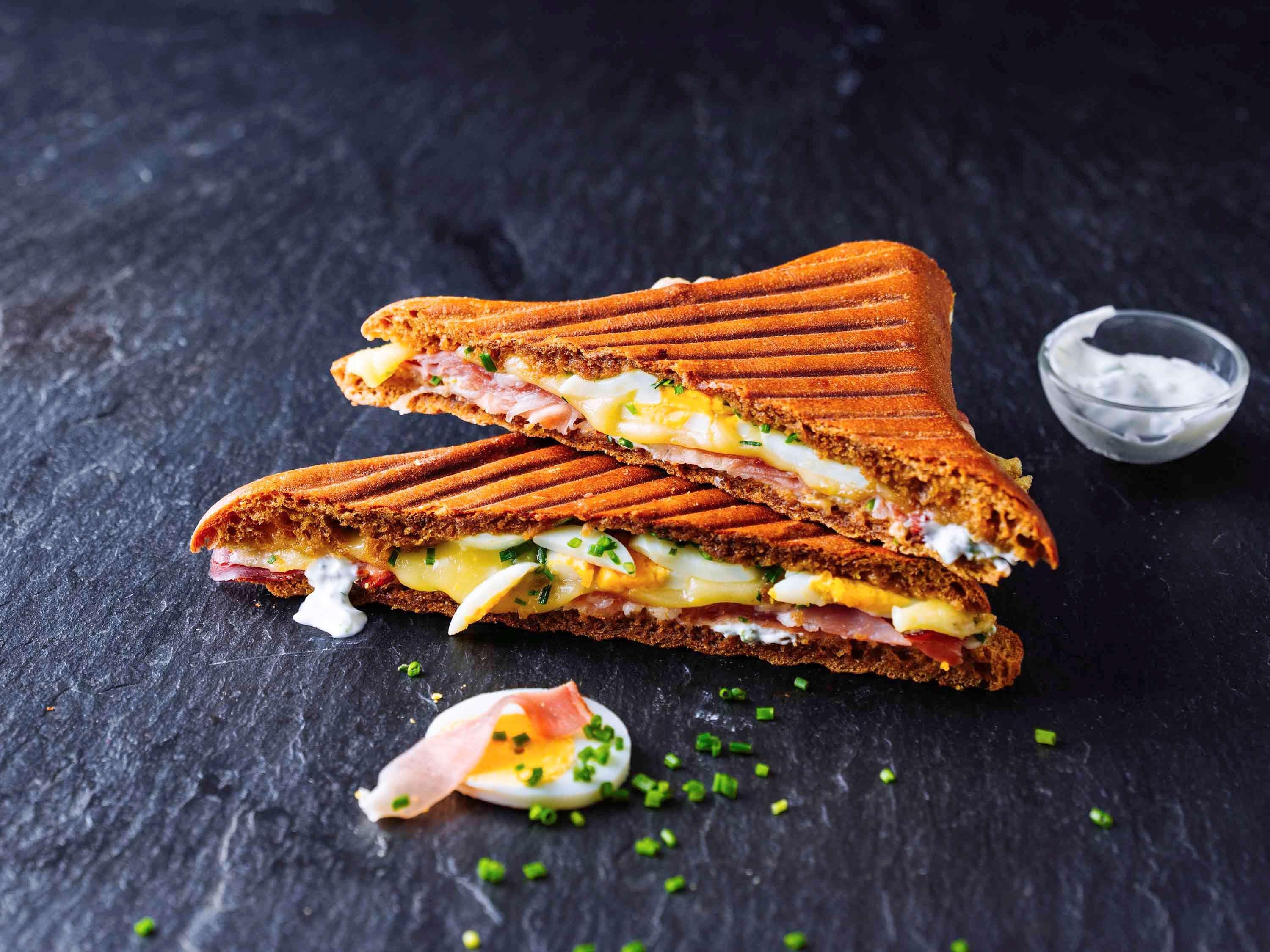 Bar/Salón B&B HOTEL Hamburg-Airport