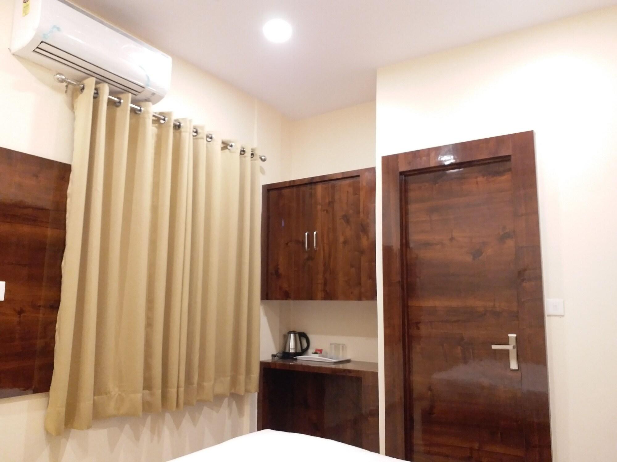 Habitación GANGA DARSHAN HOTEL AND RESORT