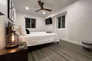 Alquiler Vacacional - -New- Casa Vino Ranch Dutch Barn w/ horse arena view