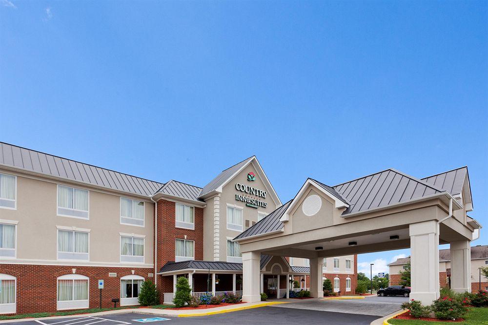 Varios Country Inn & Suites By Carlson, Richmond West at I-64, VA