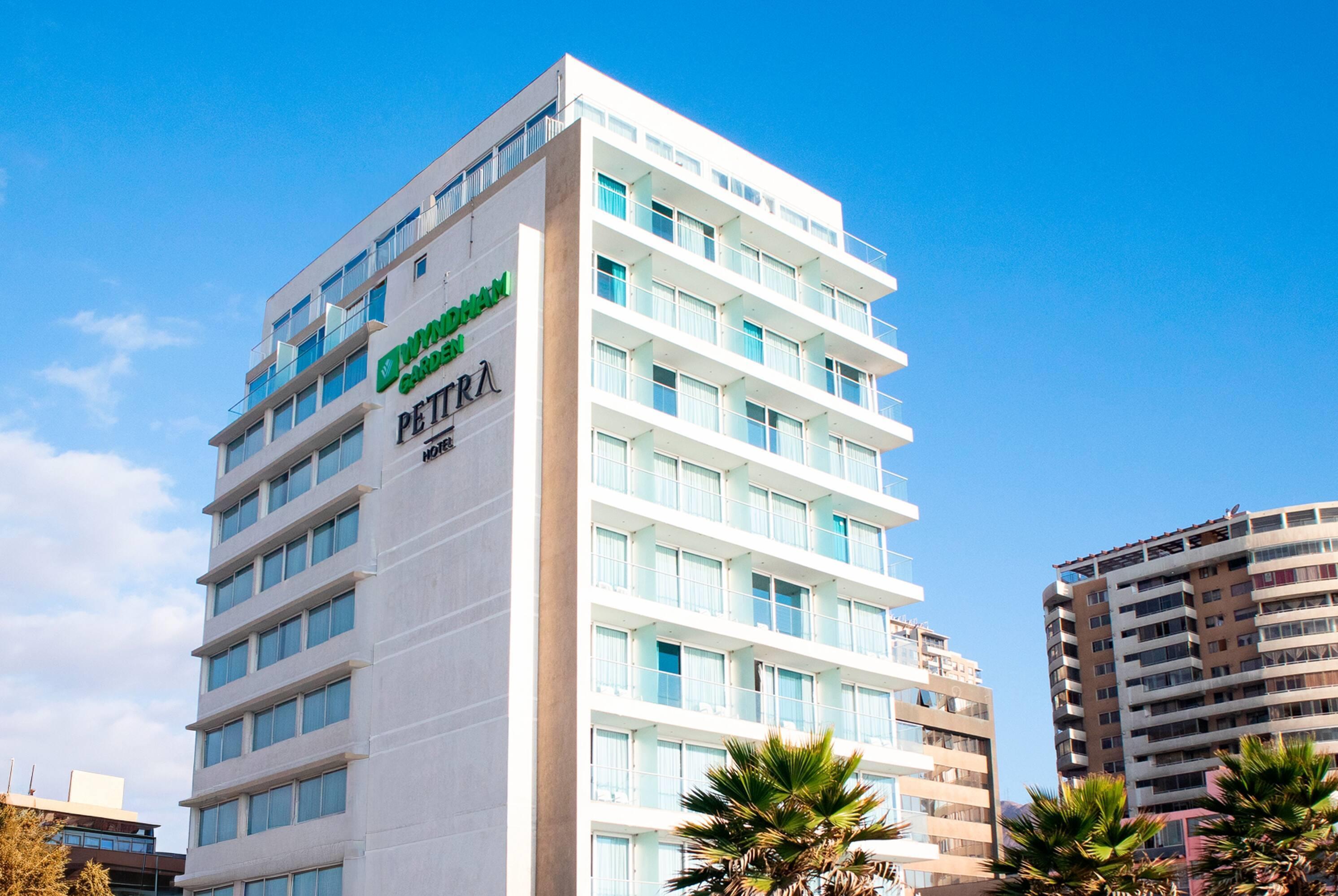 Vista Exterior Wyndham Garden Antofagasta Pettra