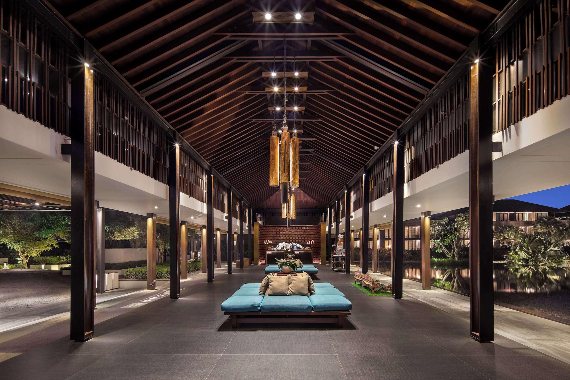 Vista Lobby Radisson Blu Bali Uluwatu