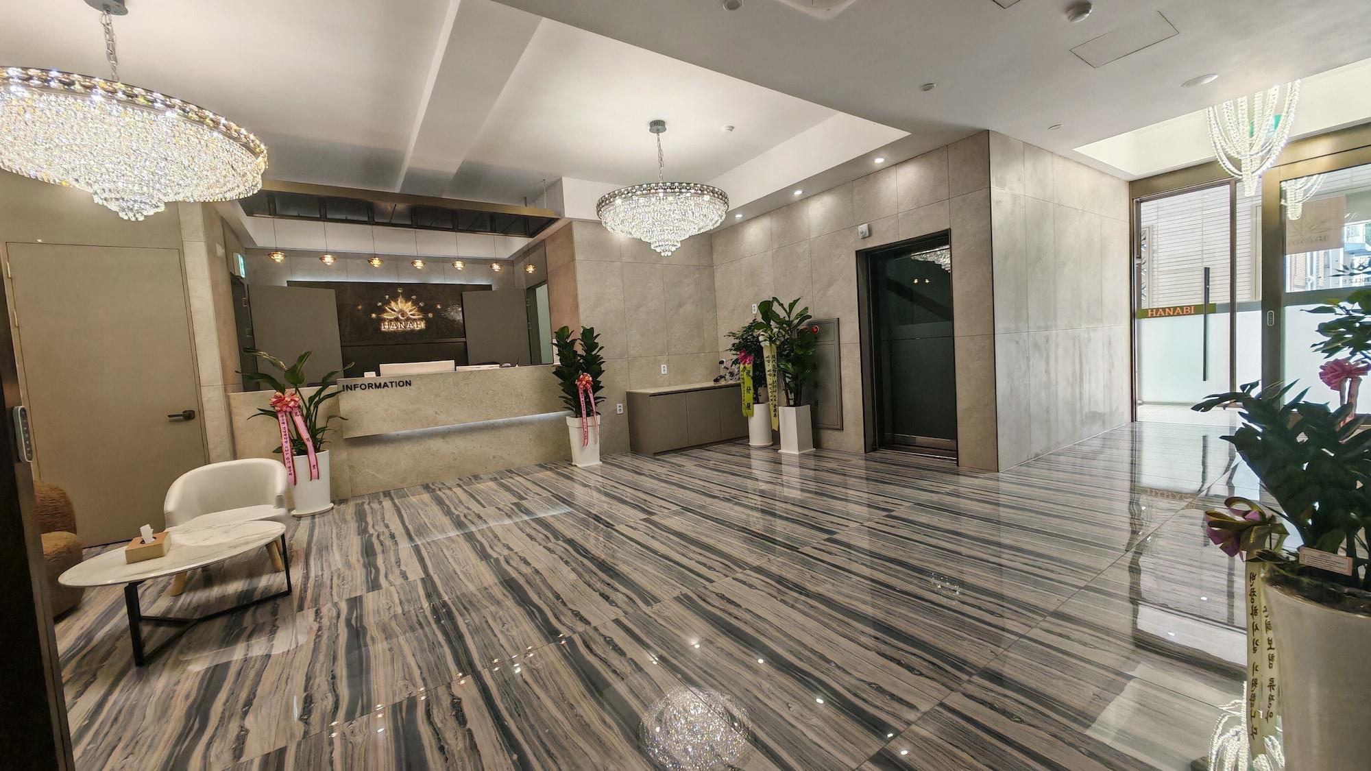 Vista Lobby Hanabi Hotel