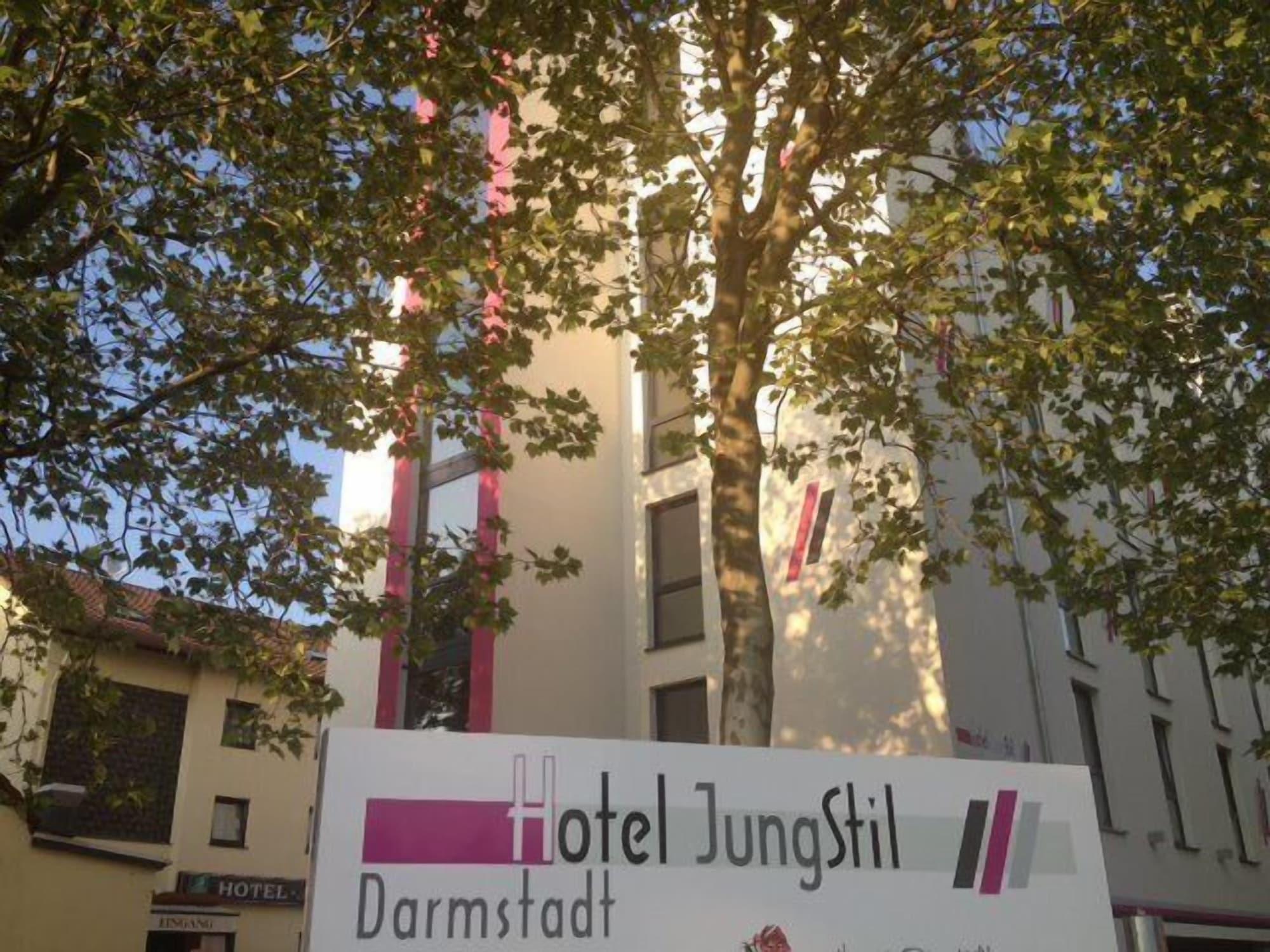 Varios Hotel Jungstil